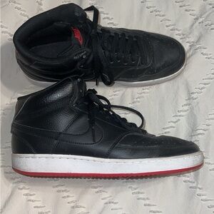 Nike Men's Black and Red High-Top Sneakers